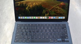 Good
													MacBook Air 2022 - 13" - Apple M2, Midnight, 256 GB, 8 GB, photo 1 of 11