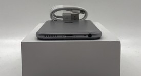 Good
													Apple iPhone 6S - AT&T, Grey, 32 GB, A1633, photo 3 of 10