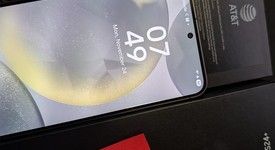 Mint
													Samsung Galaxy S24 Plus - AT&T, Black, 256 GB, 12 GB, SM-S926U, photo 3 of 10