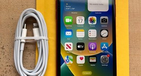 Good
													Apple iPhone Xr - Unlocked, Red, 64 GB, A1984, photo 2 of 6