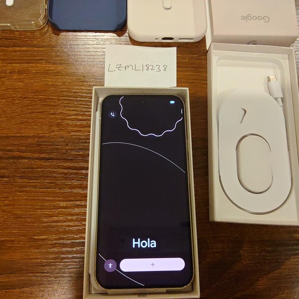 Google Pixel 9 Pro XL - Unlocked, 256 GB, Porcelain, 16 GB, GGX8B