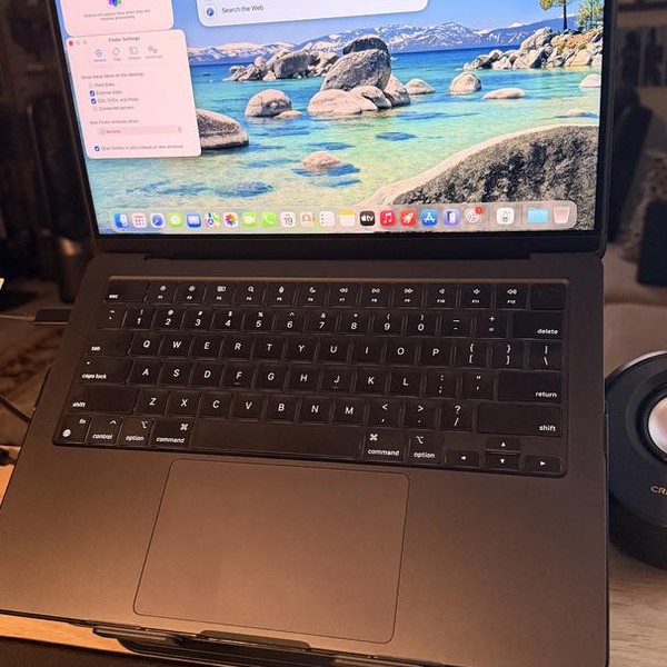 MacBook Pro 2024 - 14 inch - 2 TB, Space Black, 48 GB, Apple M4 Pro 14-core