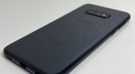 Fair
													Samsung Galaxy S10e - Unlocked, Black, 128 GB, 6 GB, SM-G970U1, photo 4 of 5