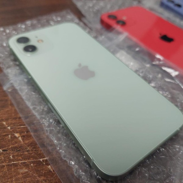 Apple iPhone 12 - Unlocked, 64 GB, Black, A2172