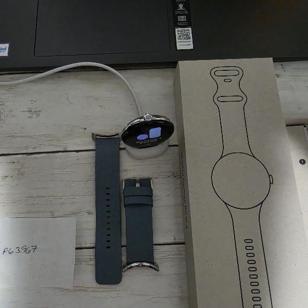 Google Pixel Watch 4 - Wi-Fi, Silver, 45mm, Wi-Fi