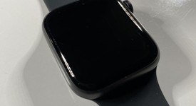 Good
													Apple Watch Series 5 44mm - Gray, A2093 - GPS, Aluminum, photo 2 of 5