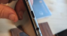Good
													Samsung Galaxy S10 Plus - Unlocked, Ceramic Black, 1 TB, 12 GB, SM-G975U1, photo 5 of 8