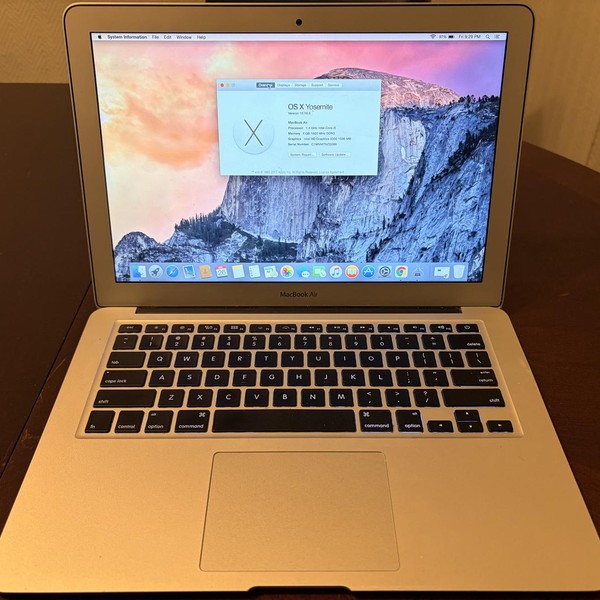 MacBook Air 2014 - 13 inch - 256 GB, Silver, 4 GB