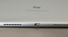 Mint
													Apple iPad Pro 10.5" - Unlocked, Silver, 256 GB, photo 4 of 9