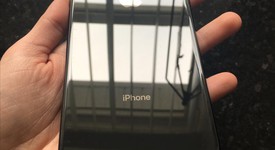 Good
													Apple iPhone Xs Max - Unlocked, Gray, 64 GB, A1921, photo 3 of 8