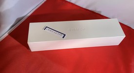 New
													Apple Watch Series 4 40mm - Gray, A1977 - GPS, Aluminum, photo 3 of 4