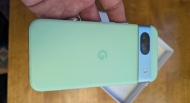 Good
													Google Pixel 8a - Unlocked, Aloe, 128 GB, 8 GB, GKV4X, Sub-6 5G, photo 5 of 7