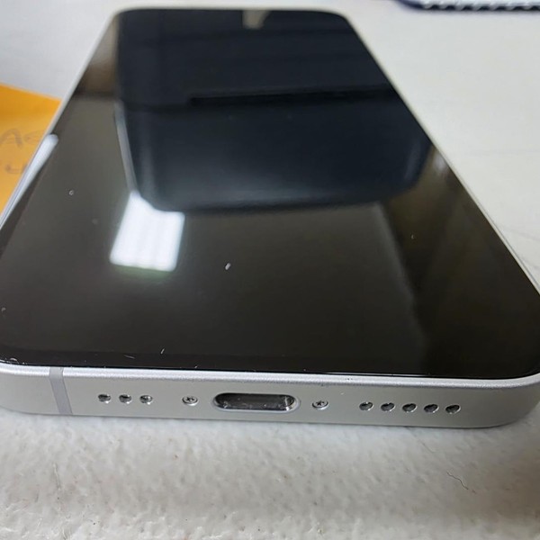 Apple iPhone 16e - Unlocked, 128 GB, White, A3212