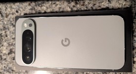 Good
													Google Pixel 9 Pro XL - Unlocked, Hazel, 128 GB, 16 GB, GGX8B, photo 2 of 3