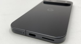 Mint
													Google Pixel 9 - Unlocked, Obsidian, 128 GB, 12 GB, G2YBB, photo 5 of 5