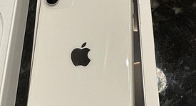 Good
													Apple iPhone 11 - AT&T, White, 64 GB, A2111, photo 2 of 6