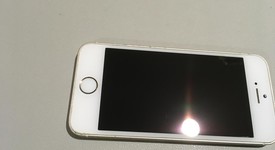 Good
													Apple iPhone SE 1st Gen 2016 - Unlocked, Gold, 32 GB, A1723, photo 5 of 12
