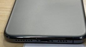 Good
													Apple iPhone 11 Pro Max - Unlocked, Green, 64 GB, A2161, photo 4 of 7