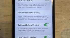 Fair
													Apple iPhone SE 3rd Gen 2022 - T-Mobile, Midnight, 64 GB, A2595, photo 2 of 11