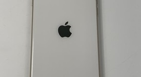 Mint
													Apple iPhone SE 3rd Gen 2022 - AT&T, Starlight, 64 GB, A2595, photo 3 of 7