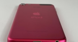 Mint
													Apple iPod Touch 7th Gen - Wi-Fi, Pink, 256 GB, photo 4 of 7