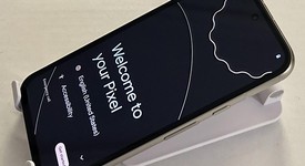 Good
													Google Pixel 8a - T-Mobile, Porcelain, 128 GB, 8 GB, GKV4X, Sub-6 5G, photo 2 of 4