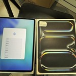 Good Apple iPad Pro 13 inch (M4) 2024 - Unlocked, 512 GB, Silver, 8 GB, A2926, Standard Glass