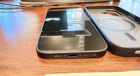 Fair
													Apple iPhone 16 - Verizon, Black, 128 GB, A3081, photo 4 of 8