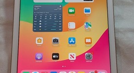 Good
													Apple iPad 6th Gen - Unlocked, Gold, 32 GB, A1954, photo 1 of 3