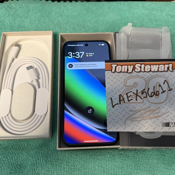 Google Pixel 10 - Unlocked, 128 GB, Obsidian, GLBW0