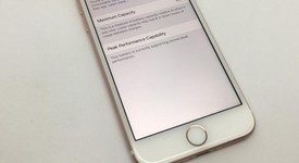Good
													Apple iPhone 7 - Sprint, Rose Gold, 32 GB, A1660, photo 3 of 12