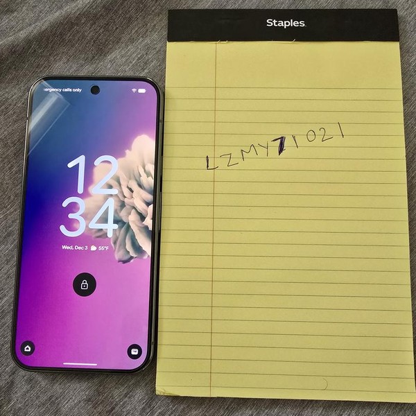 Google Pixel 9 Pro - Unlocked, 128 GB, Hazel, 16 GB, GR83Y