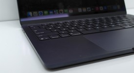 Mint
													MacBook Air 2025 (M4) - 13" - Apple M4, Midnight, 256 GB, 16 GB, photo 2 of 9