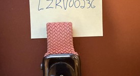 Good
													Apple Watch SE 1st Gen 44mm - Unlocked, Gray, A2354 - Cellular, Aluminum, photo 3 of 5