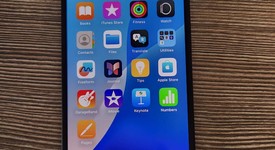 Mint
													Apple iPhone 13 - Metro by T-Mobile, Midnight, 128 GB, A2482, photo 4 of 7