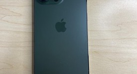 Good
													Apple iPhone 13 Pro - Unlocked, Green, 256 GB, A2483, photo 2 of 4