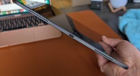 Mint
													Apple iPad Pro 13" (M4) 2024 - Wi-Fi, Black, 256 GB, 8 GB, A2925, Standard Glass, photo 2 of 9