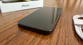 Mint
													Apple iPhone 16 Pro - Unlocked, Black, 256 GB, A3083, photo 4 of 8