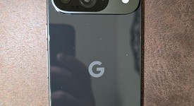 Mint
													Google Pixel 9 - Unlocked, Obsidian, 128 GB, 12 GB, G2YBB, photo 4 of 15