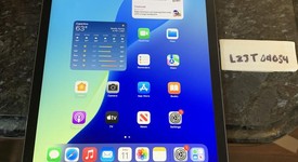 Mint
													Apple iPad 8th Gen - Unlocked, Gray, 128 GB, A2428, photo 1 of 6