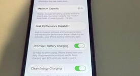 Good
													Apple iPhone SE 3rd Gen 2022 - Unlocked, Red, 64 GB, A2595, photo 2 of 9