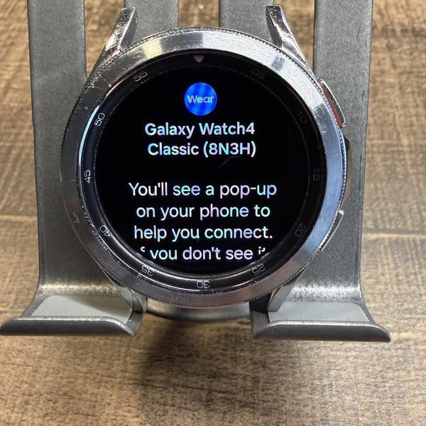 Samsung Galaxy Watch4 Classic - Wi-Fi, Silver, 42mm