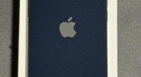 Mint
													Apple iPhone 13 - Unlocked, Midnight, 128 GB, A2482, photo 5 of 9