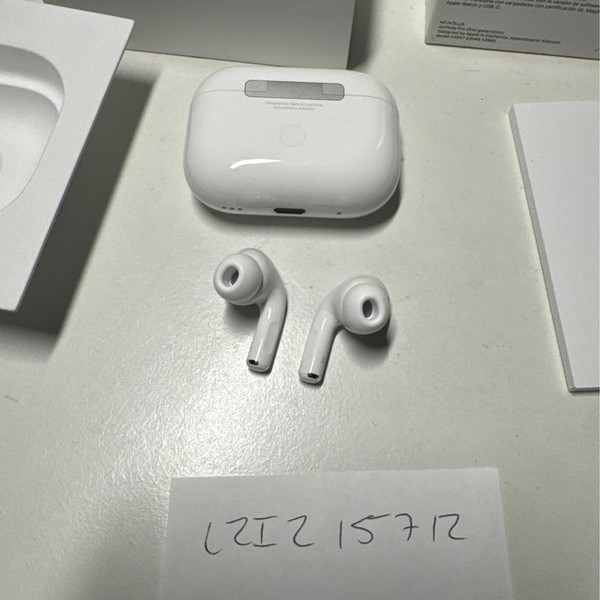 Apple AirPods Pro 2 - USB-C