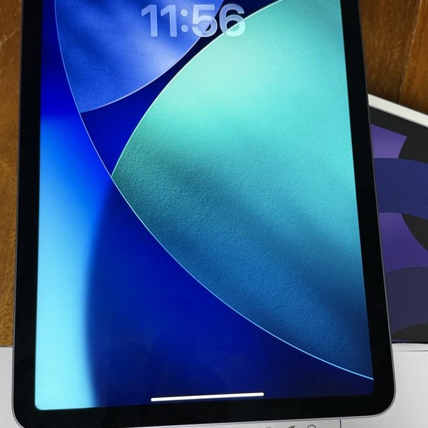 Apple iPad Air 5th Gen - Wi-Fi, 256 GB, Blue, A2588