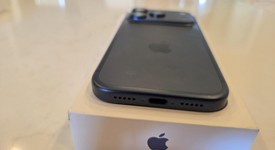 Mint
													Apple iPhone 17 Pro - Spectrum, Deep Blue, 512 GB, A3256, photo 4 of 9