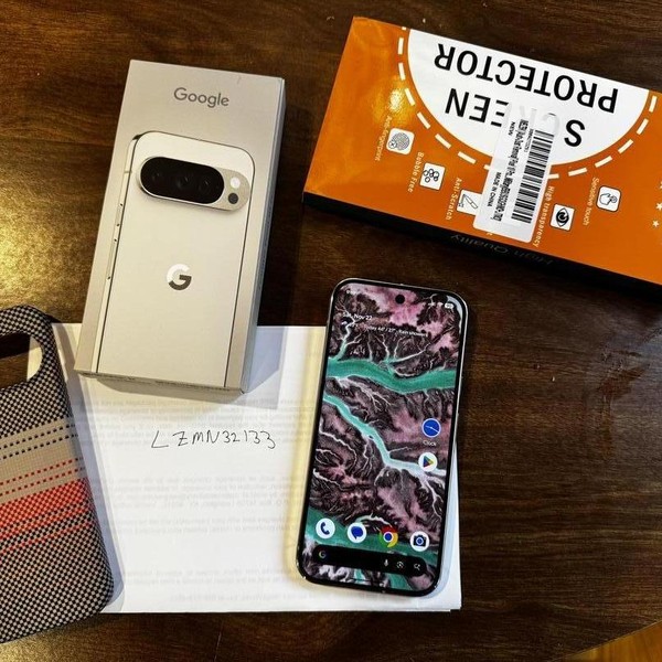 Google Pixel 10 Pro - Unlocked, 128 GB, Porcelain, G4QUR