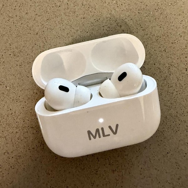 Apple AirPods Pro 2 - USB-C