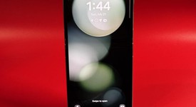 Good
													Samsung Galaxy Z Flip5 - Unlocked, Green, 512 GB, 8 GB, SM-F731U1, photo 1 of 9