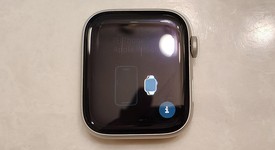 Good
													Apple Watch Series 4 44mm - Silver, A1978 - GPS, Aluminum, photo 3 of 6